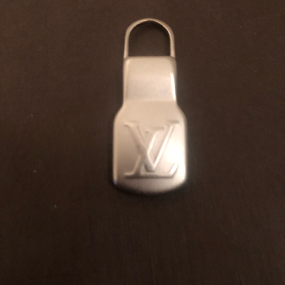 Louis Vuitton Silver Zipper Pull or Pendant